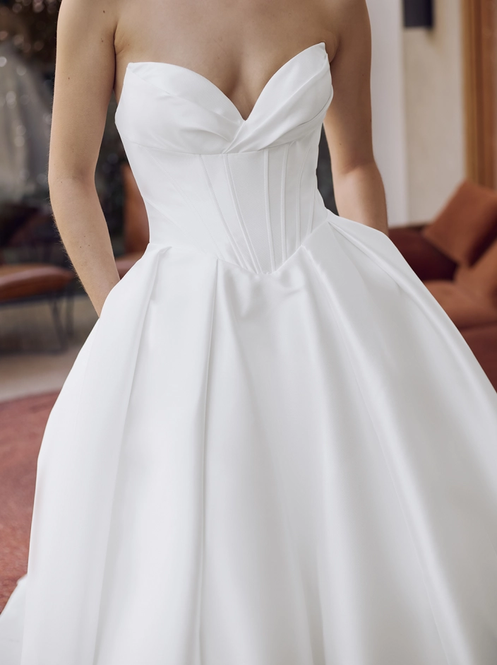 Elysee Giovanna - Image 3